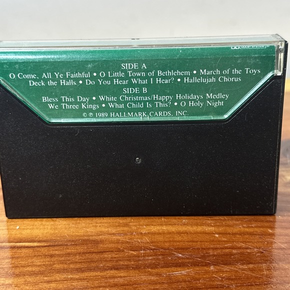 Carols of Christmas Cassette Tape 1989‎ Hallmark Mormon Tabernacle Sarah Vaughan - Picture 2 of 3